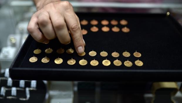 Hediyelik çeyrek, ilaç gibi geldi!